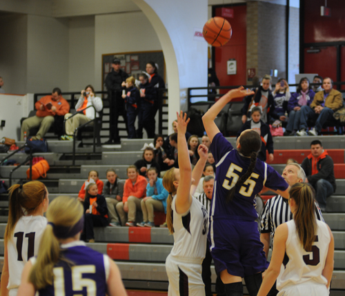 Pirates take on Devils in first game of SIJHSAA Championship INA, Ill. (Jan. 24, 2014) - The first game of the Southern Illinois Junior High School Athletic Association (SIJHSAA) Girls Class M State Basketball Championship series tipped off this afternoon between Sesser-Valier Devils and Valmeyer Pirates at Rend Lake College's Waugh Gymnasium. For more information and to find match-ups, visit www.sijhsaa.com