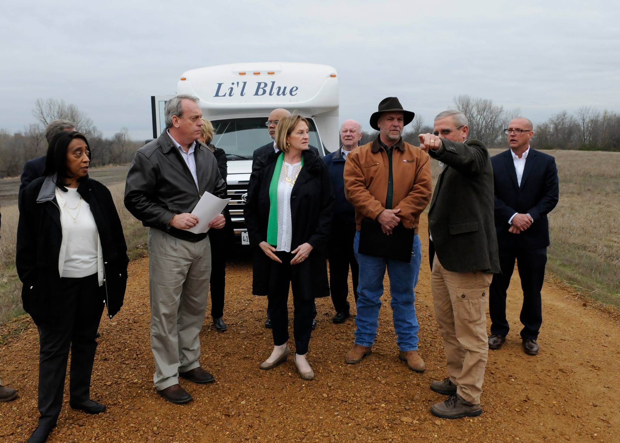 FOWLER LOOKS FORWARD TO PROGRESS OF ALEXANDERCAIRO PORT DISTRICT Benton, West Frankfort