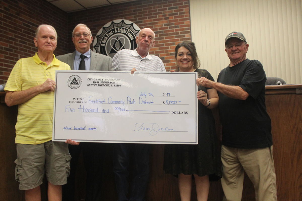 City Council Donates 5,000 to Park District Basketball Court Project